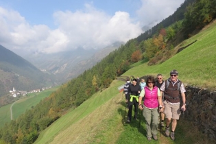 Herbstliche Wanderung am Meraner Höhenweg